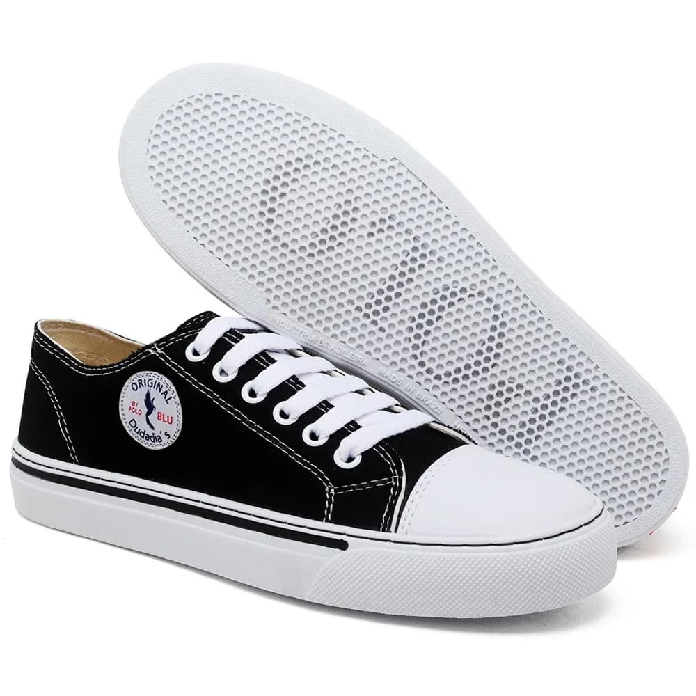 Tênis feminino casual Blu Original preto com detalhes brancos cano baixo solado branco antiderrapante