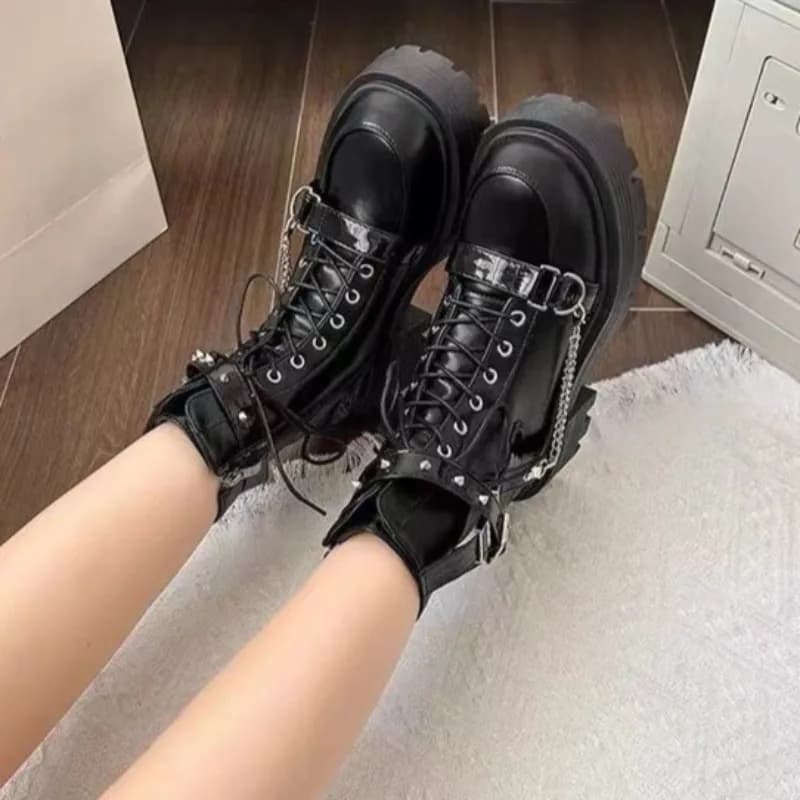 Botas de tornozelo femininas moda plataforma gótica botas curtas britânicas botas de motocicleta para mulheres designer rebite botas punk botas
