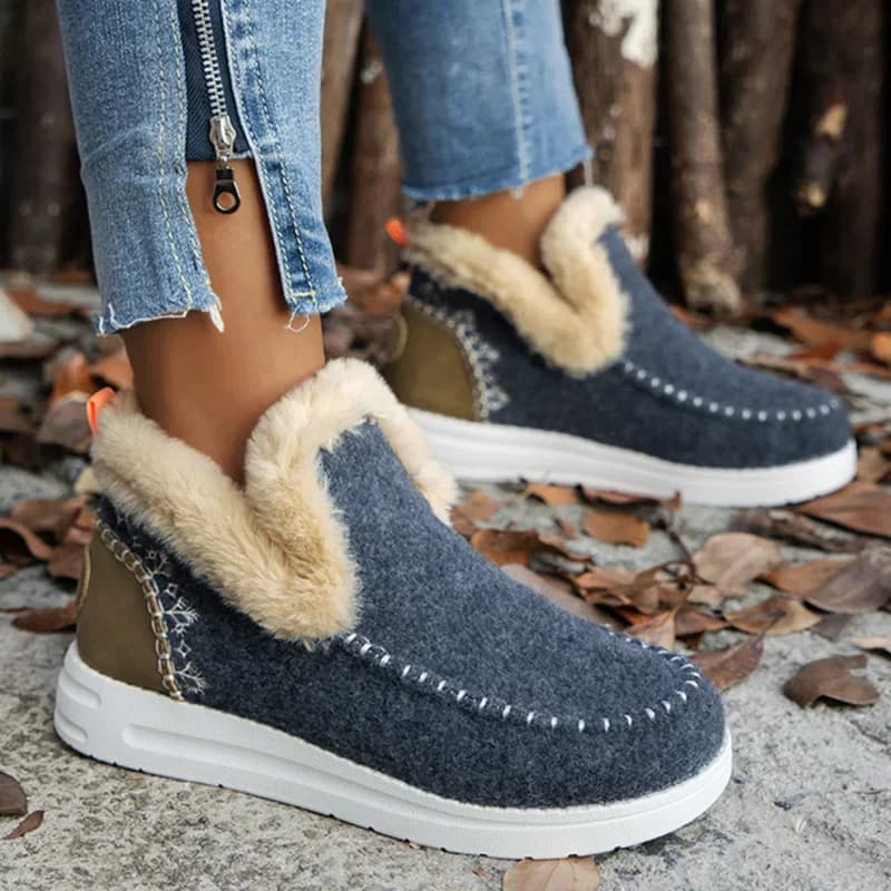 Botas de neve femininas de pelúcia sapatos deslizamento em sapatos femininos plus size botas de tornozelo plataforma novas botas mujer calçados de inverno feminino