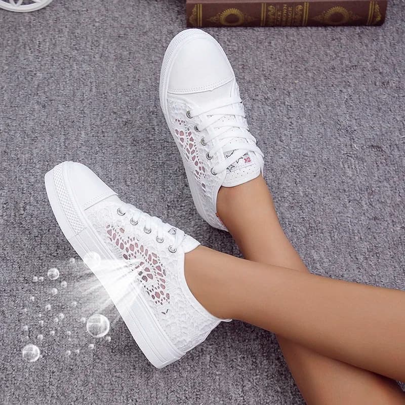 Sapatos brancos femininos verão com renda e plataforma