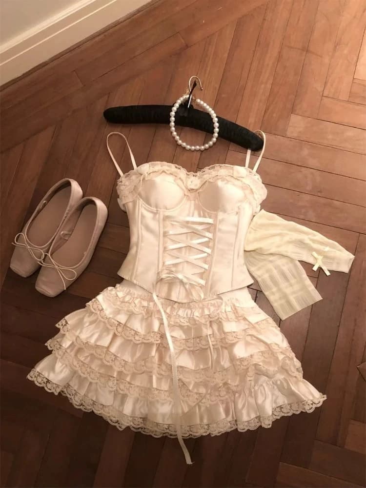 Verão francês elegante doce conjuntos de duas peças das mulheres sem mangas rendas bandagem design sexy topos + y2k cintura alta mini saia bolo novo