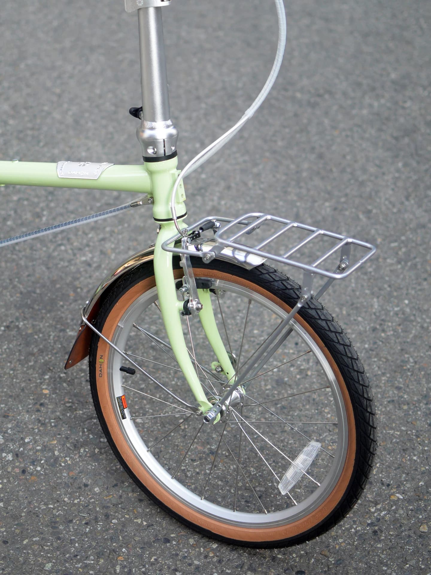Suporte de Bicicleta Dobrável Dianteiro e Traseiro com Alforje para Bicicletas de Estrada 20, 24, 26, 27 Polegadas e 700C - A...