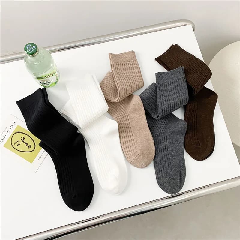 Novas meias femininas tendências da primavera casual estilo preppy joelho meias altas femininas de alta qualidade cor sólida meias longas confortáveis