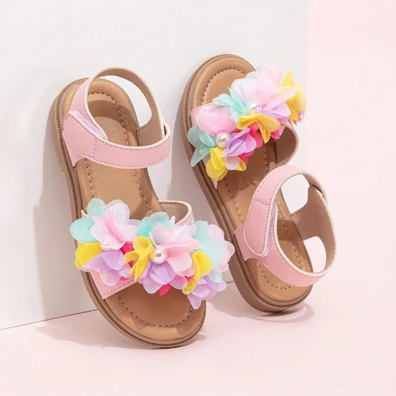 Zapatos moda versátil para meninas 2026 verão novas crianças sandálias de flores conforto antiderrapante meninas sapatos de praia sandálias femininas