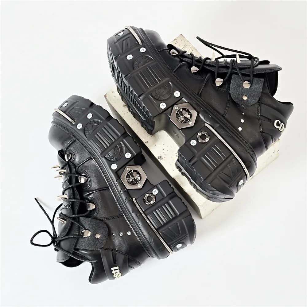 Punk feminino rendas tornozelo botas mujer 2025 rebite decoração de metal dedo do pé redondo botas de fundo grosso mulher boate rock plataforma sapato