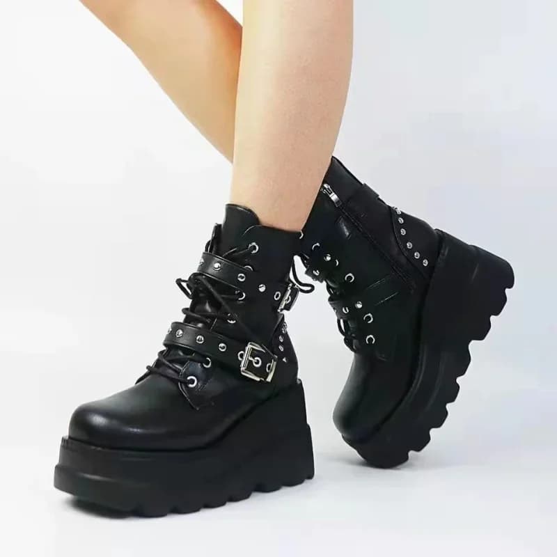 Novas botas de tornozelo de couro do plutônio das mulheres outono inverno dedo do pé redondo rendas até sapatos mulher plataforma da motocicleta botas sapatos góticos