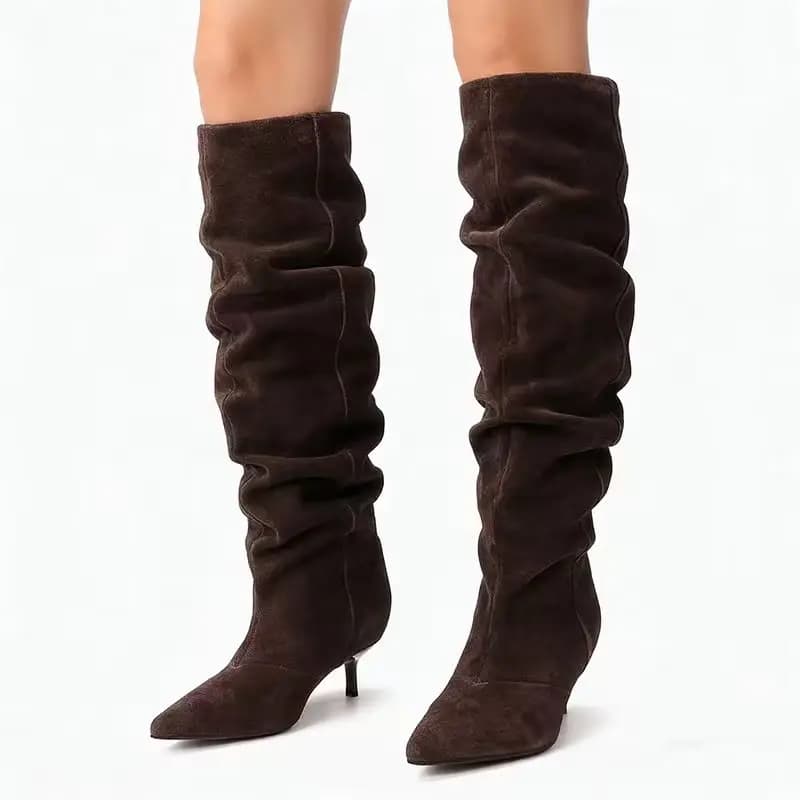 Inverno plissado camurça joelho botas altas mulheres retro marrom apontou toe gatinho saltos botas designer confortável luz botas mujer