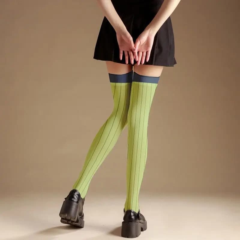 Meias acima do joelho para cosplay de Kanroji Mitsuri de Demon Slayer, listradas verdes, TAKARA TOMY, para fantasia JK, presente para meninas.
