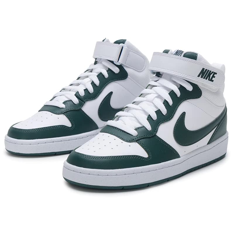 Tênis feminino Nike Court Borough Mid 2 GS branco com detalhes verdes em couro e cano médio