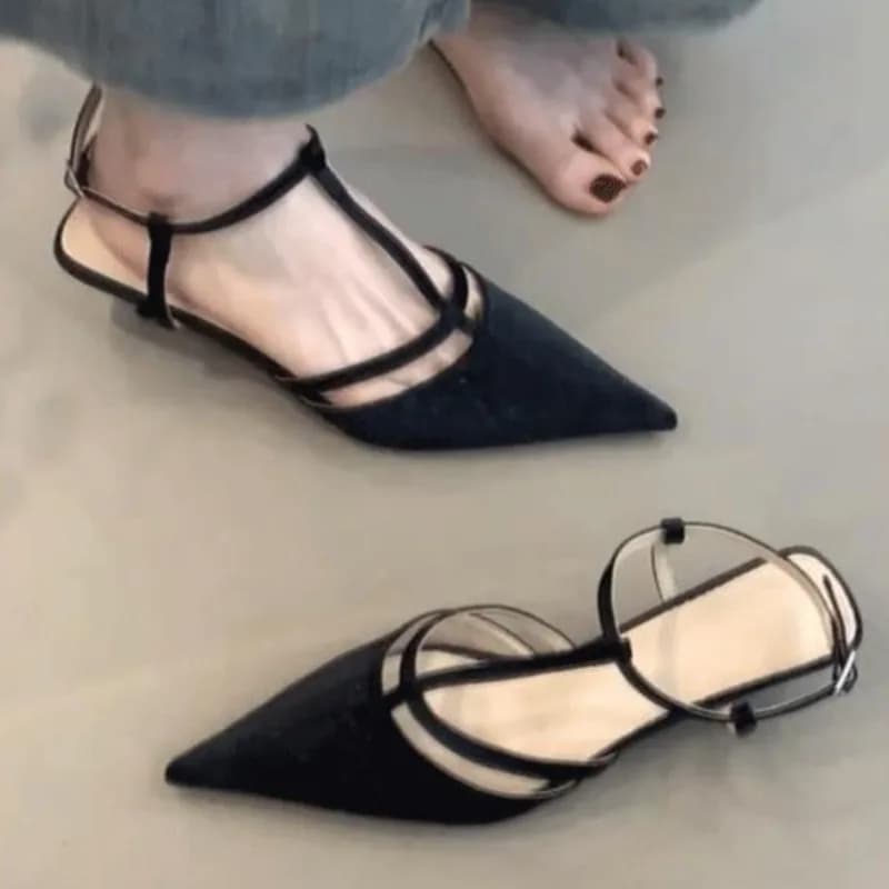 Moda sexy senhoras sapatos 2025 novas sandálias confortáveis dedo do pé apontado salto alto mules sapatos para mulher sandália casual de couro patente
