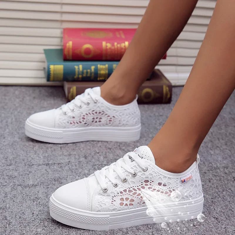 Sapatos brancos femininos verão com renda e plataforma