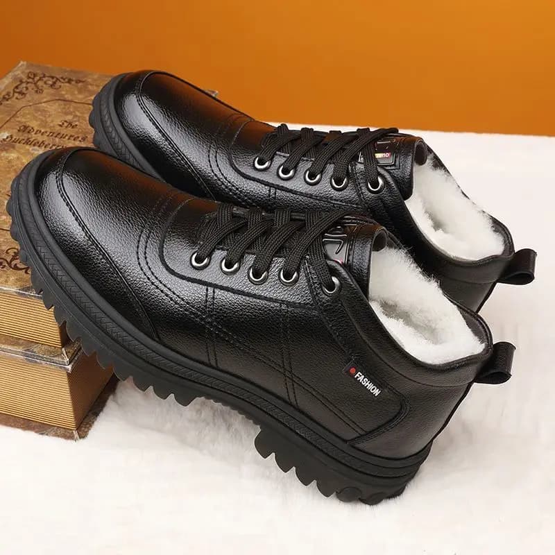 Novo inverno botas masculinas engrossado versátil sapatos de algodão casual acolchoado botas de neve masculino sapatos de couro ao ar livre sapato antiderrapante botas