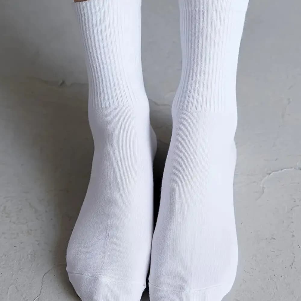 7/10 pares meias de comprimento médio feminino clássico preto branco cor sólida moda casual esportes absorção de suor respirável meias masculinas