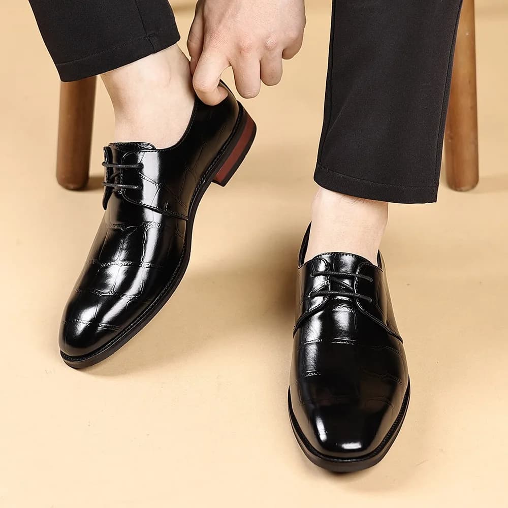 Homem vestido sapatos marrom casual negócios sapatos de escritório para homem sapatos oficiais designer luxo tênis masculino chaussure mariage homm