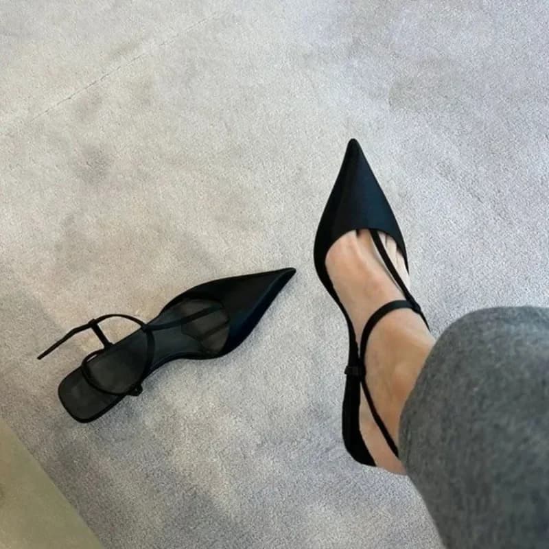 Sapatos para mulheres sexy dedo do pé apontado sandálias femininas confortável salto baixo na moda sandália simples versátil bombas tamanho grande