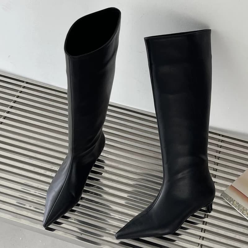 Botas Femininas Eilyken de Cano Alto com Bico Fino para Outono/Inverno, Salto Baixo Fino, Estilo Cowboy, Calce Fácil - Botas de Mulher