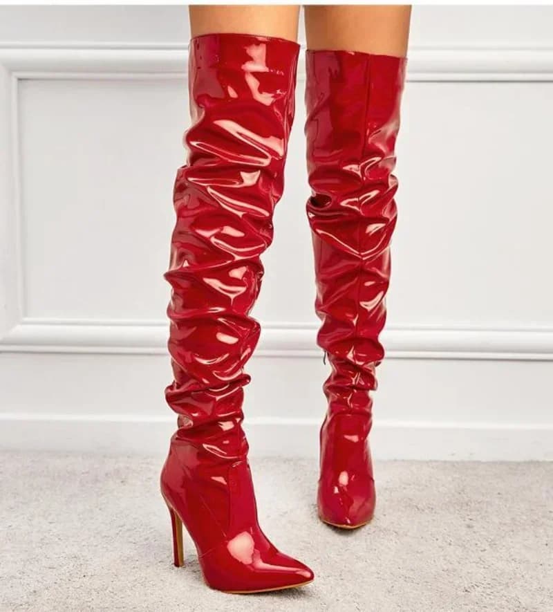 Botas acima do joelho moda feminina dedo do pé apontado preto zíper lateral fino salto alto feminino brilhante plissado botas de salto alto 2024