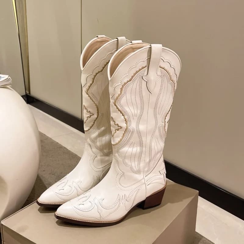Outono bordado ocidental botas de cowboy novos saltos quadrados sapatos pontiagudos moda casual botas longas confortáveis sapatos à prova dwaterproof água