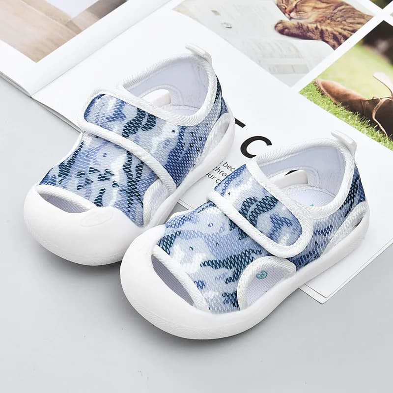 2026 verão novas crianças sandálias simples versátil meninas sapatos de praia conforto anti deslizamento para meninos sandálias planas casuais sandálias femininas
