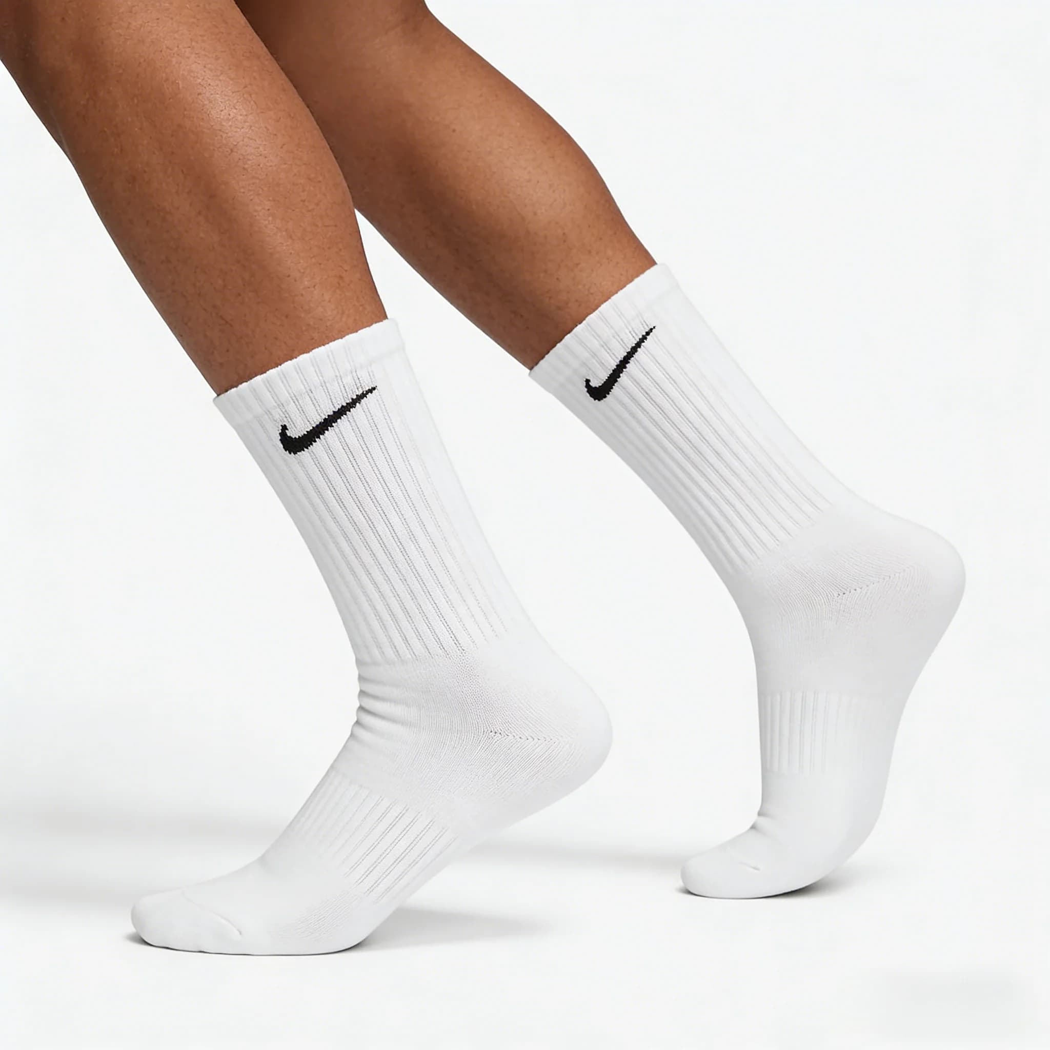 Meias atléticas de cano alto com logotipo Nike, meias de cano médio para treinamento, estilo unissex, pacote combinado branco SX7676-100