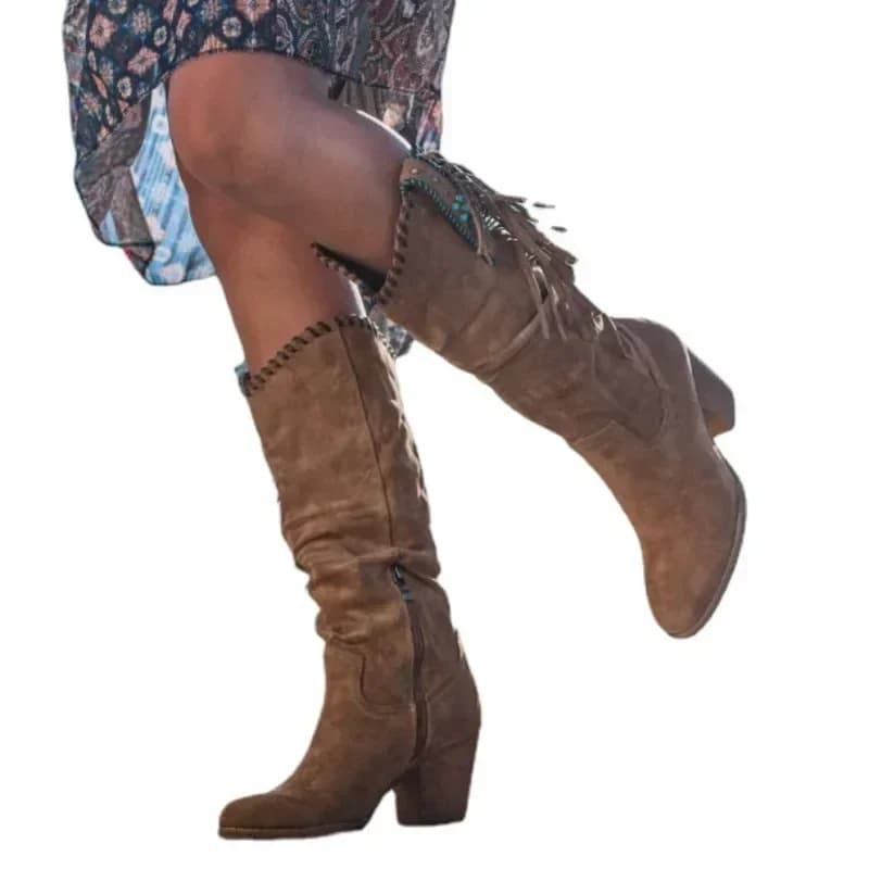 Mulheres botas altas tendência retro fivela de metal apontou dedo do pé salto grosso borla ocidental botas de cowboy sapatos femininos botas de mujer 2024