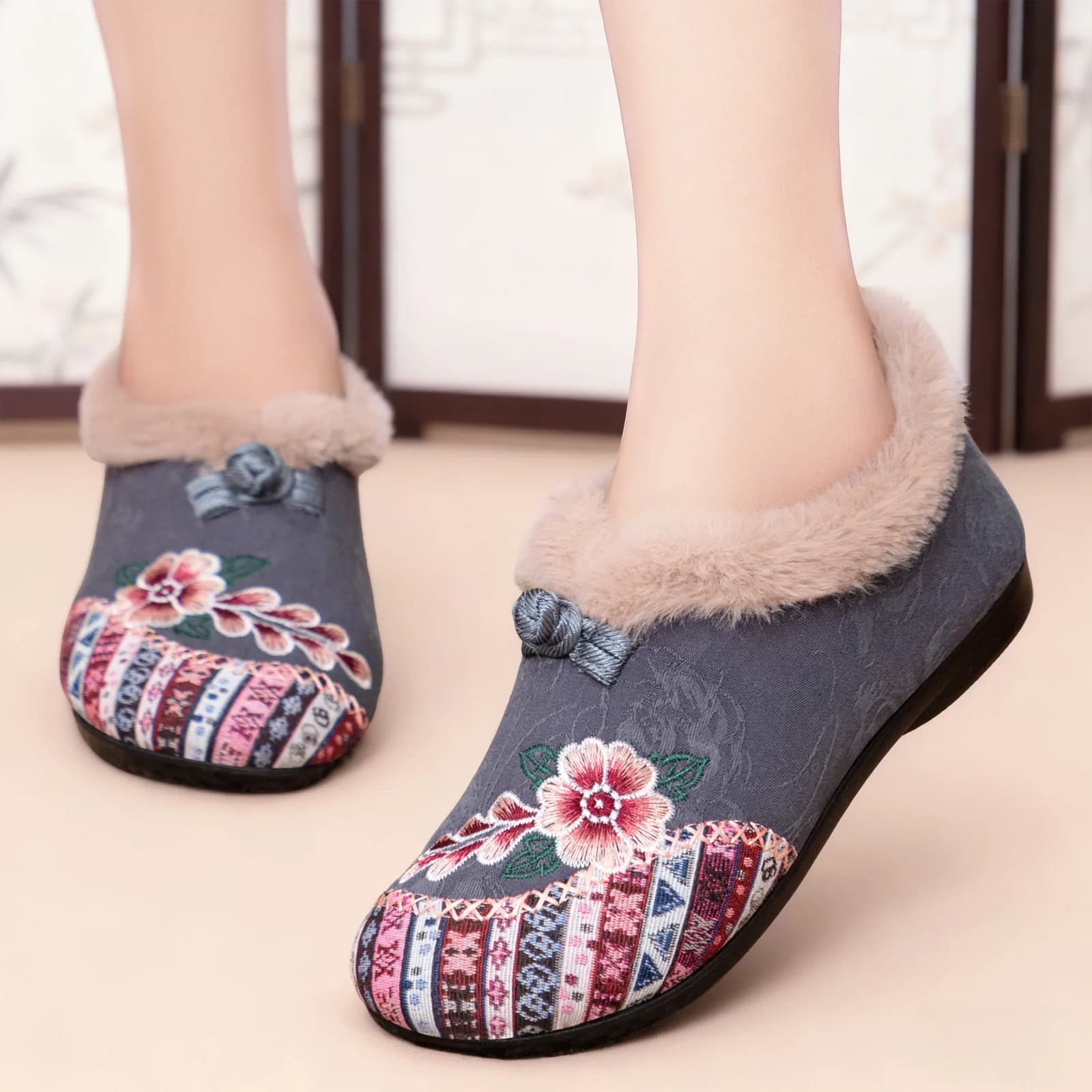 Moda feminina sapatos zapatillas de mujer sapatos de algodão mulher botines botas de neve bordadas botas femininas inverno quente botas curtas