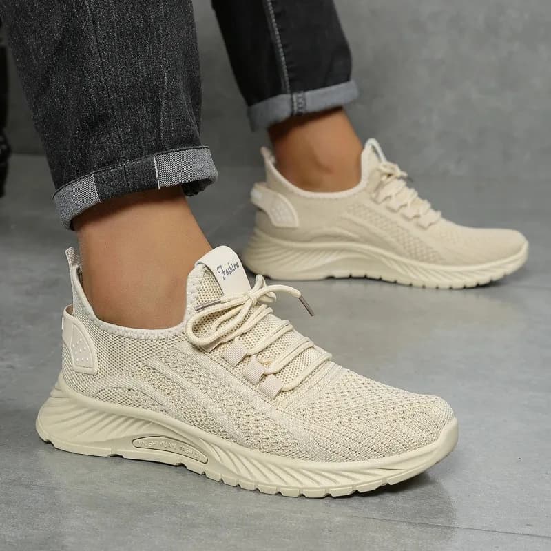 Tênis esportivo feminino Fly Weaving Mesh bege com solado grosso e malha respirável para outono 2025