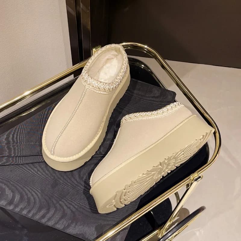 2026 novo inverno feminino curto de pelúcia apartamentos botas de neve camurça quente sapatos de sola grossa botas femininas chelsea tamanho grande botas mujer