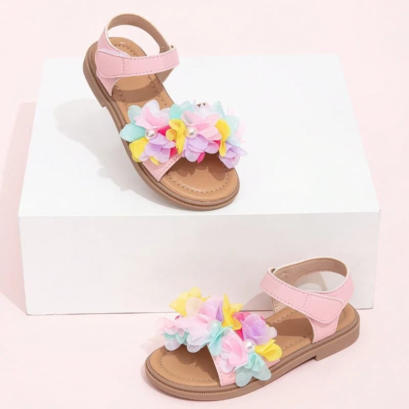 Zapatos moda versátil para meninas 2026 verão novas crianças sandálias de flores conforto antiderrapante meninas sapatos de praia sandálias femininas