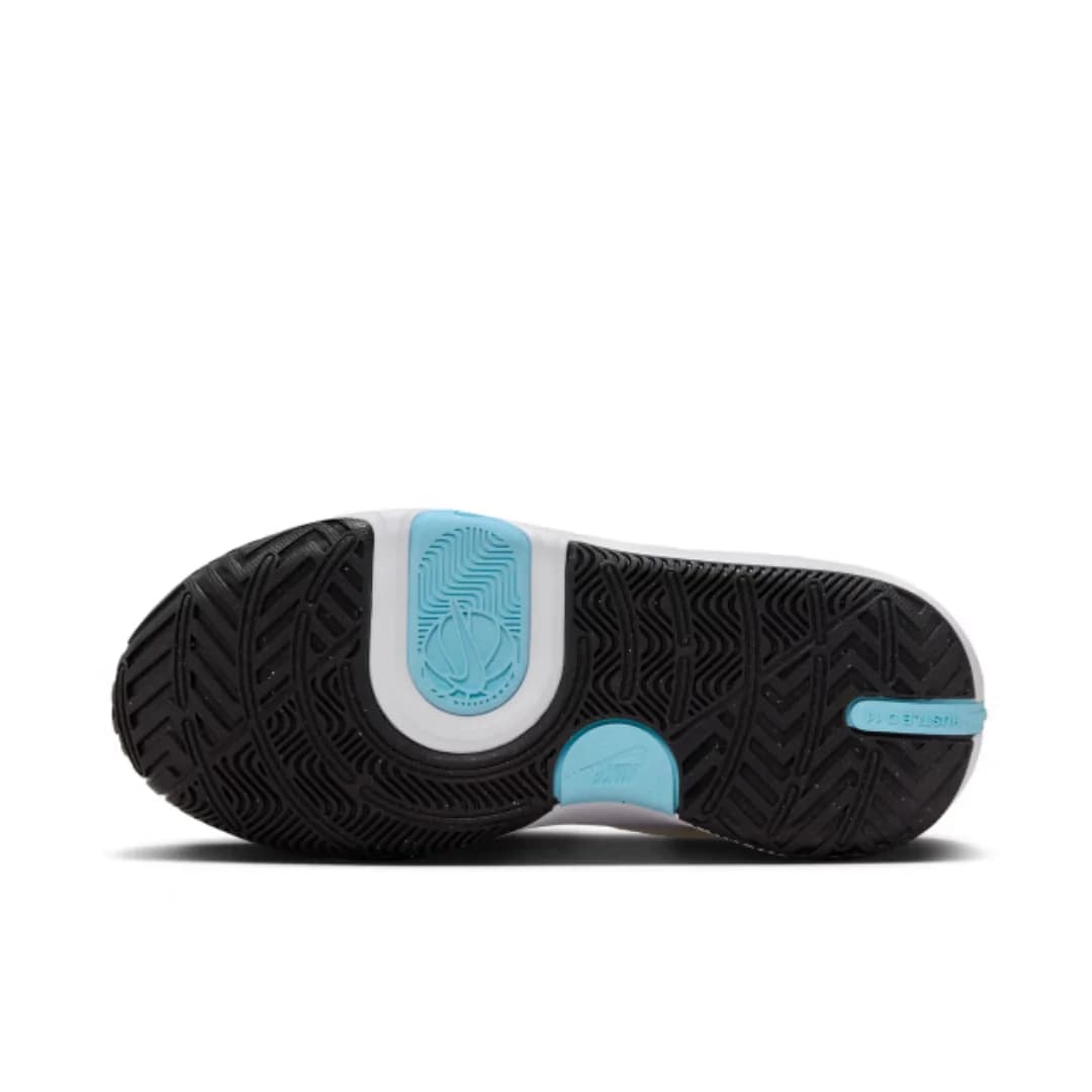 Sola de tênis esportivo preta com detalhes em azul claro e branco, design antiderrapante