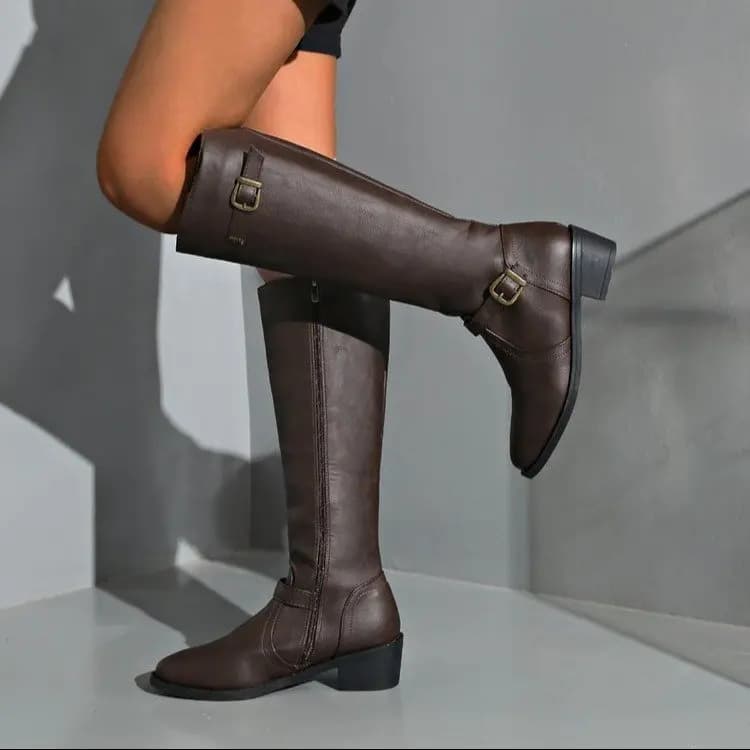 Mulheres joelho botas altas plataforma botas longas de salto baixo sapatos dedo do pé redondo novo zip preto bota alta vintage couro do plutônio botas femininas 2025