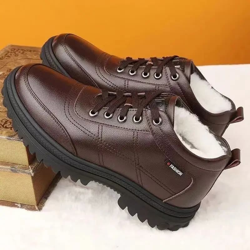 Novo inverno botas masculinas engrossado versátil sapatos de algodão casual acolchoado botas de neve masculino sapatos de couro ao ar livre sapato antiderrapante botas