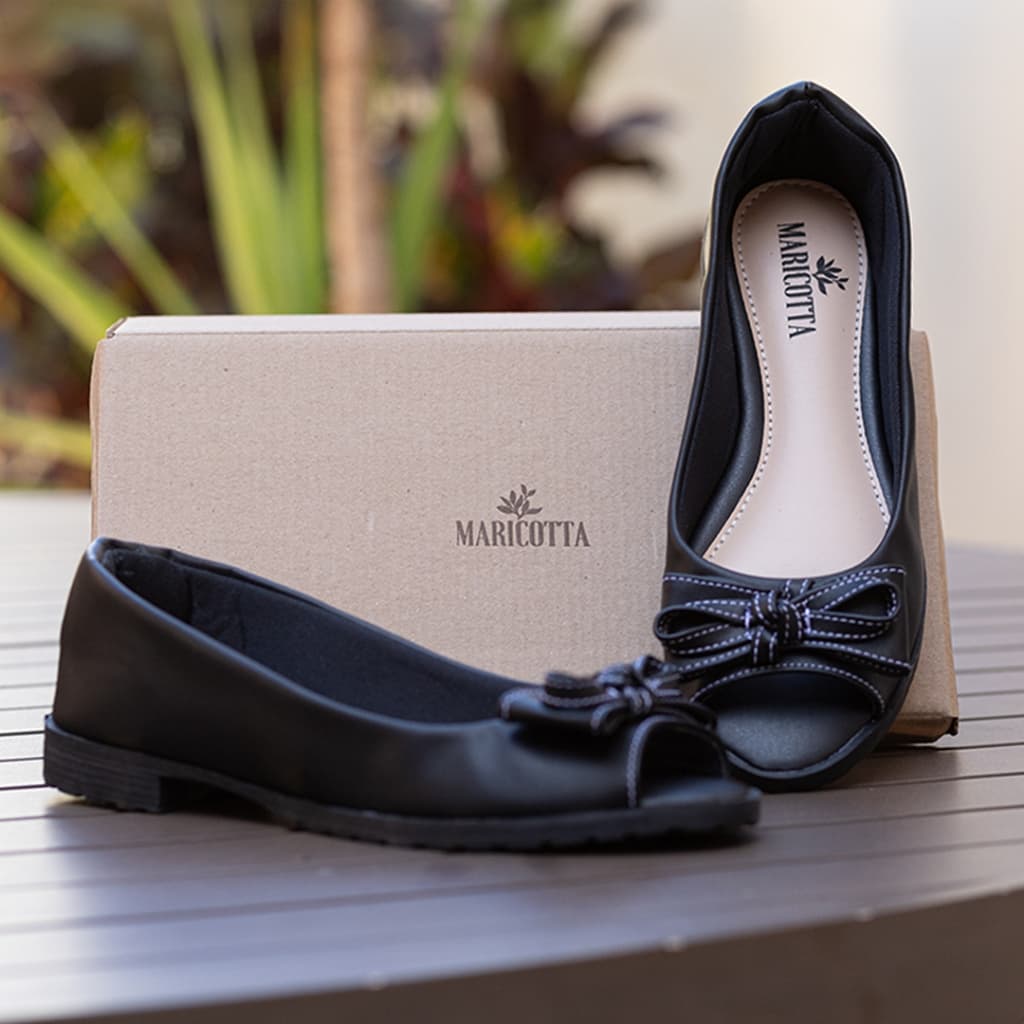 Peep Toe Com Laço Preto Sapatilha Feminina Aberta Confortável Sola Gel Macia Sandália FlatsMaricotta