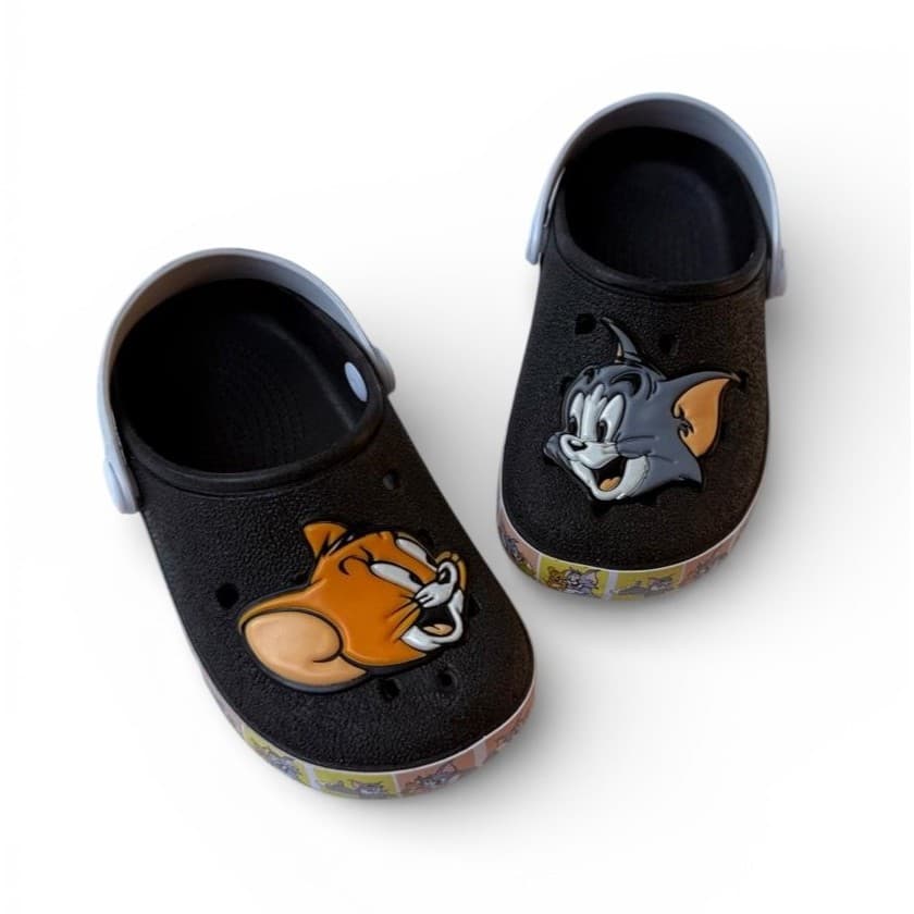 Sandália infantil masculina com estampa de Tom e Jerry, preto, design de crocs