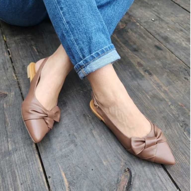 Sapatilha Sandália Slingback Feminina Bico Fino Aberta Atrás Acabamento Premium Confortável Chique