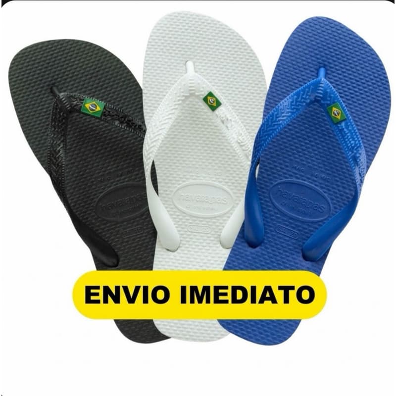 Kit 2 pares de chinelos masculinos, preto, branco e azul, com logo verde e branco na sola, envio imediato.