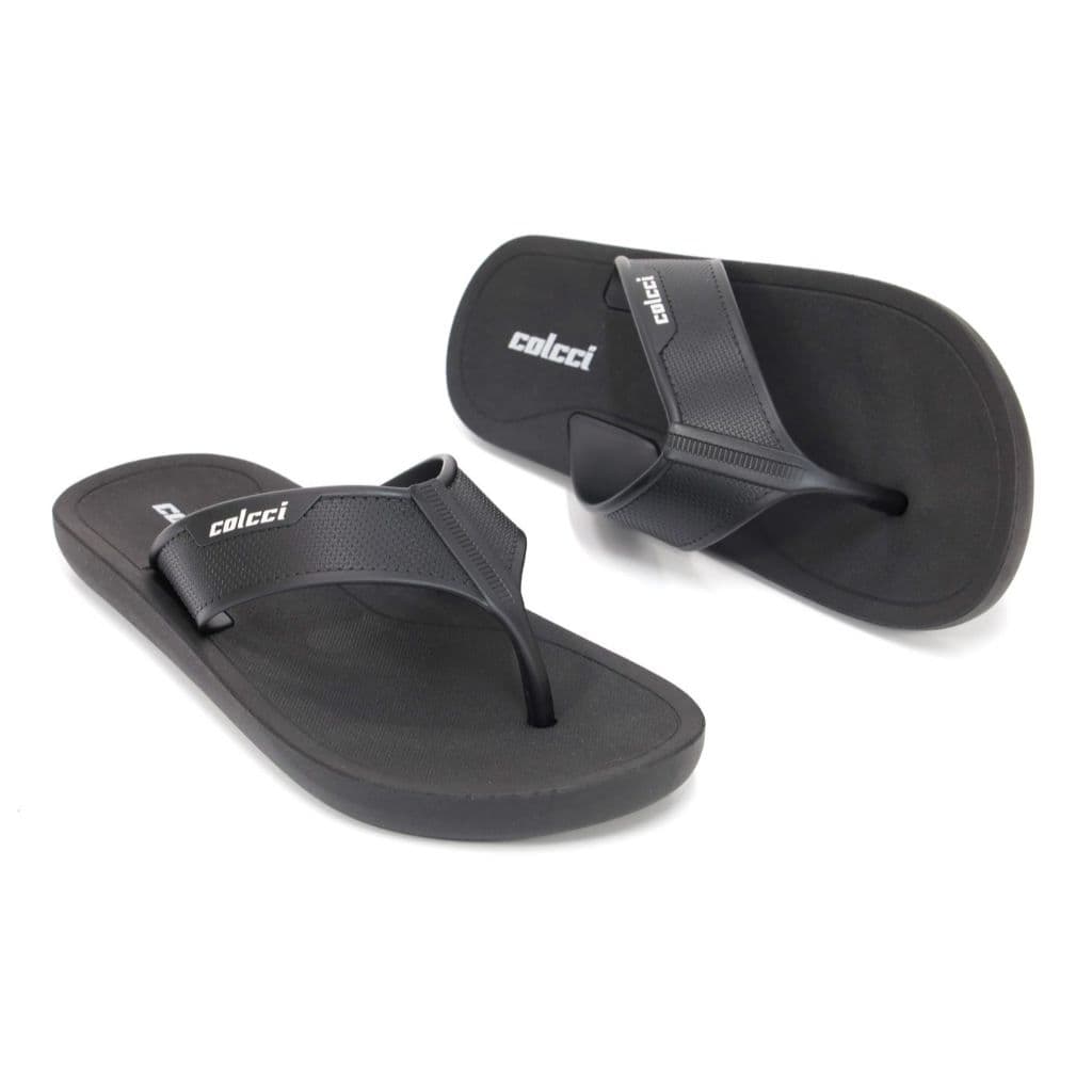 Sandálias masculinas pretas Colcci com tira texturizada grossa
