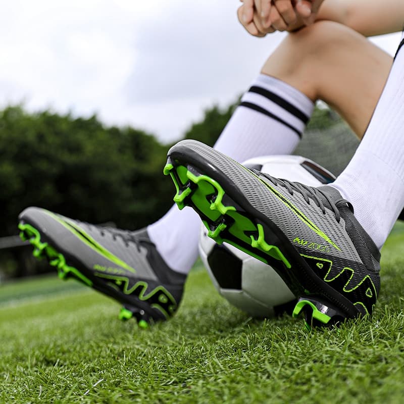 Chuteiras COD Chuteira de campo 2025 de Alta Qualidade , de Grama Na Quadra , Confortáveis de Jogar Futebol .