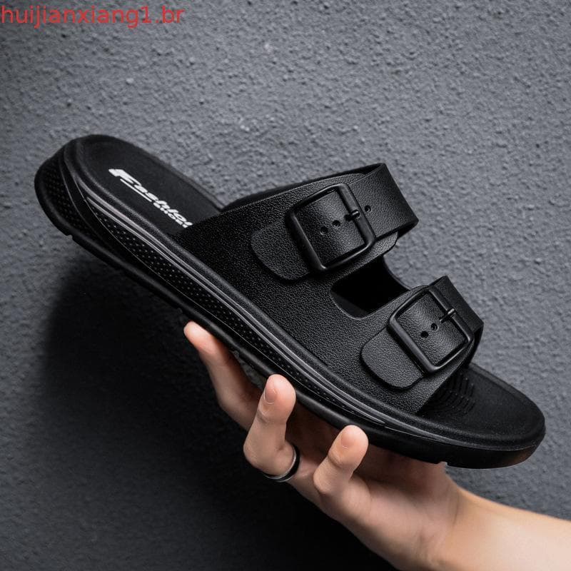 Chinelo masculino preto com duas alças e fivelas, antiderrapante, para uso casual