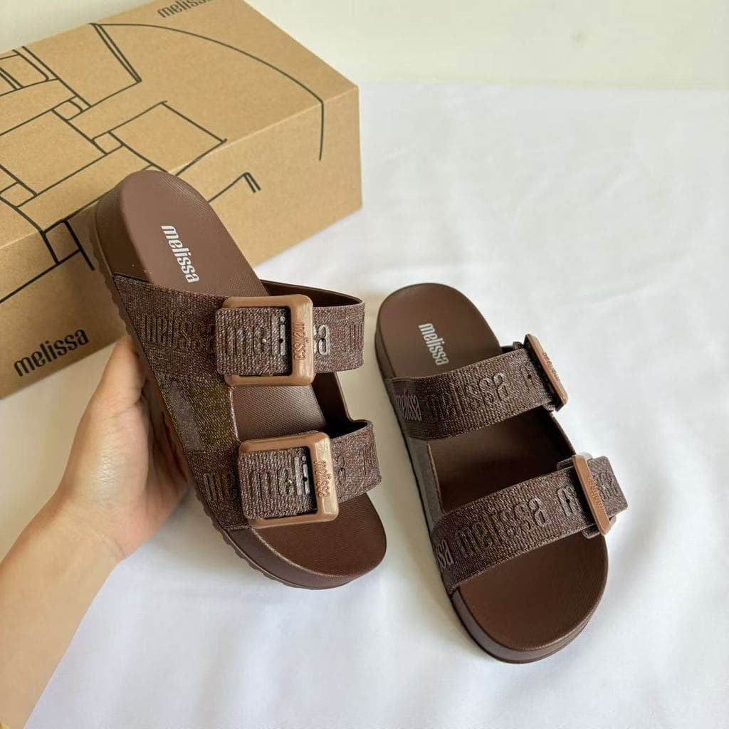 Sandálias femininas brasileiras melissa novo estilo melissa fivela dupla roupa externa na moda Indonésia praia chinelos 