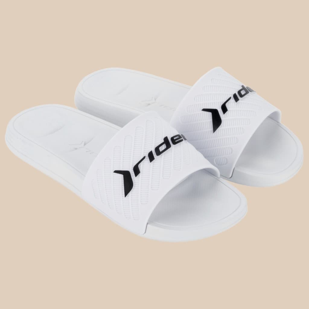 Chinelos brancos Rider Slide Free II masculinos com logo preto