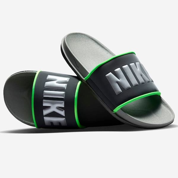 Chinelo Nike Offcourt Masculino Preto com Detalhes Neon