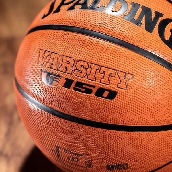 Bola de Basquete Spalding Varsity Tf-150