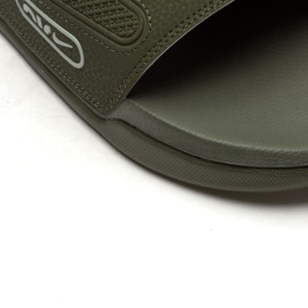 Nike Air Max Cirro Slide Sandal Olive Green, vista de cima, com logo e design ventilado.