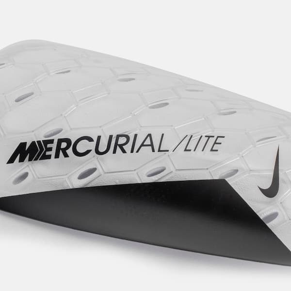 Caneleira de Futebol Nike Mercurial Lite FA22 - Adulto