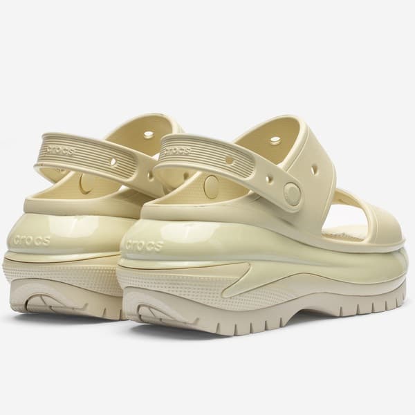 Sandália Crocs Classic Mega Crush