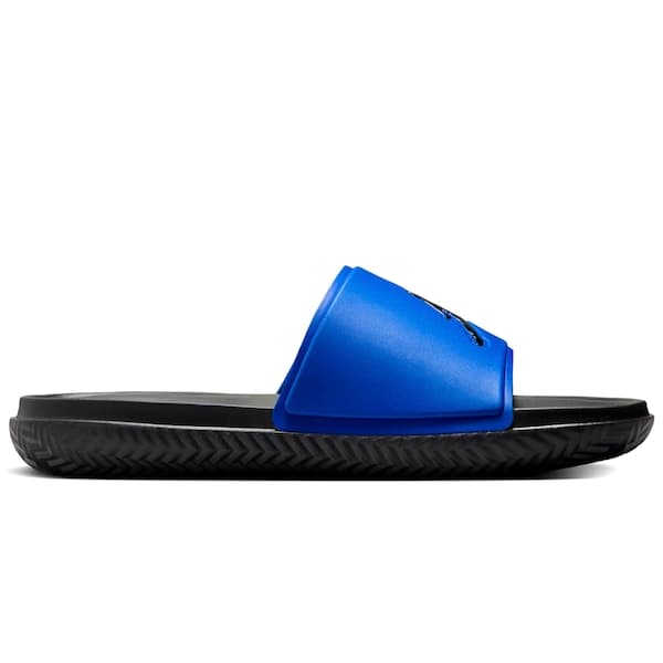 Detalhe da sandália Jordan Jumpman Slide Masculino Azul e Preto, mostrando a sola preta e azul.