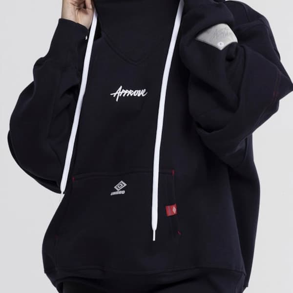 Blusa de Moletom Approve X Umbro com Capuz Oversized
