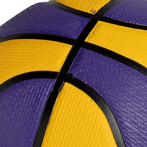Bola de Basquete Nike Playground 2.0 8P Lebron James
