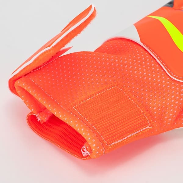 Luvas de Goleiro Nike GK Match Júnior